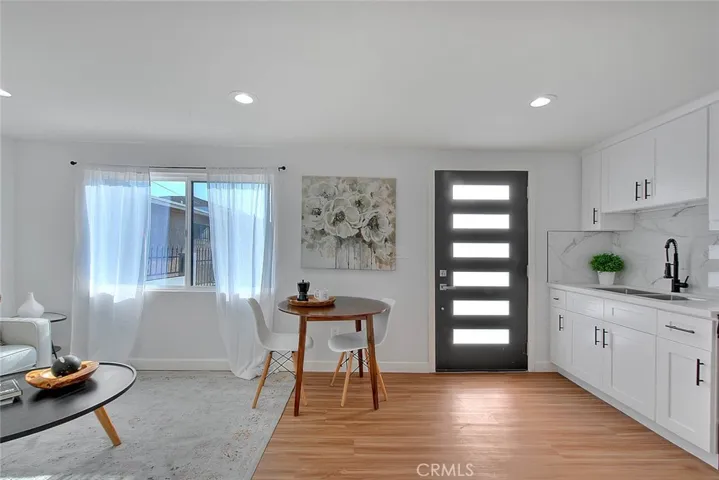 Back Unit Foyer