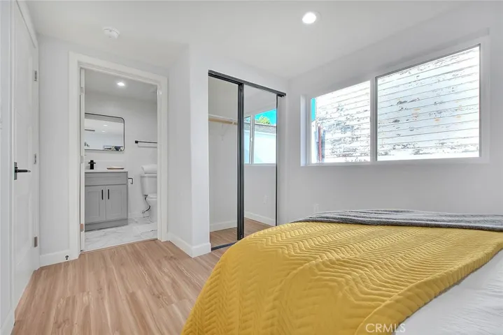 9236 S Hobart Boulevard, Los Angeles, California 90047