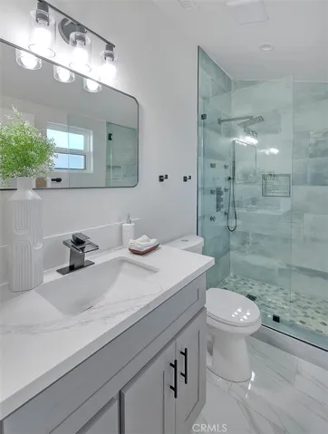 9236 S Hobart Boulevard, Los Angeles, California 90047