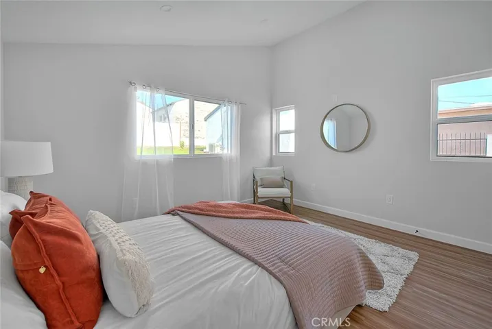 9236 S Hobart Boulevard, Los Angeles, California 90047