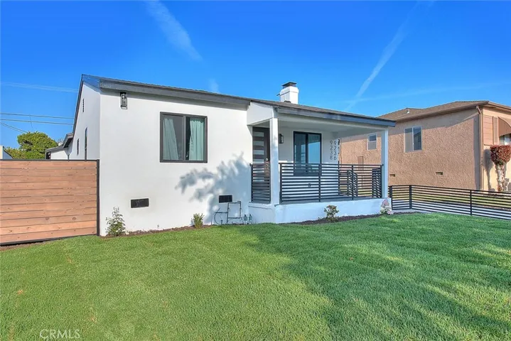 9236 S Hobart Boulevard, Los Angeles, California 90047