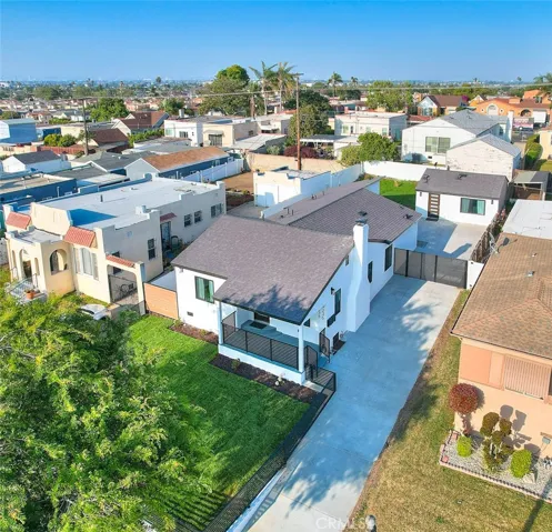 9236 S Hobart Boulevard, Los Angeles, California 90047