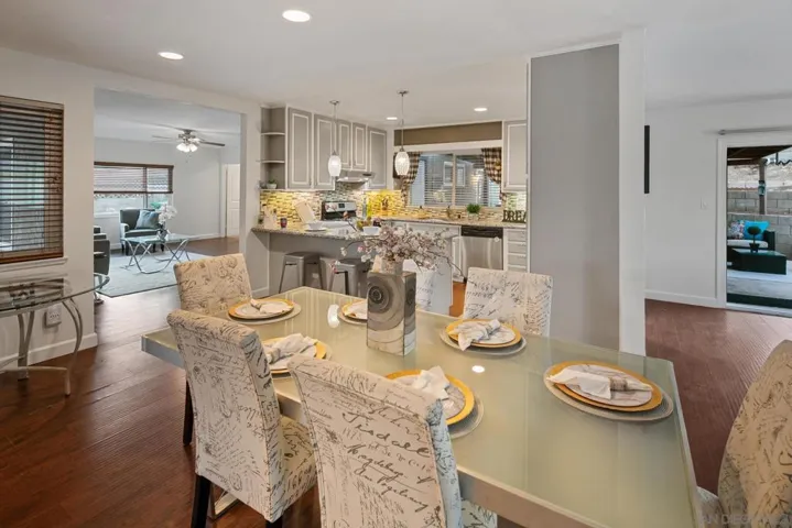 6470 Beaver Lake Ct., San Diego, California 92119
