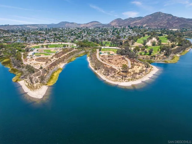 6470 Beaver Lake Ct., San Diego, California 92119