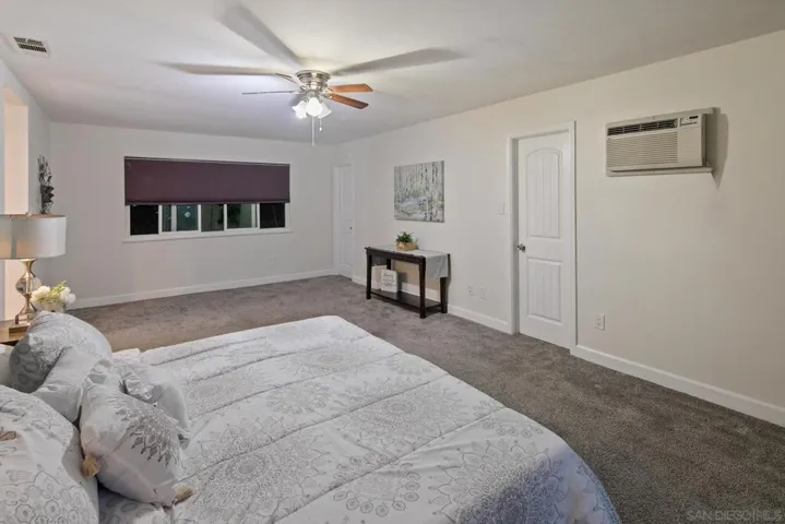 6470 Beaver Lake Ct., San Diego, California 92119