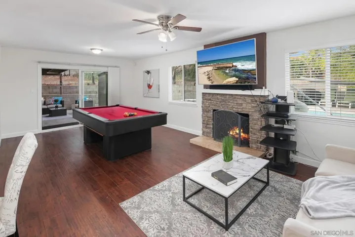 6470 Beaver Lake Ct., San Diego, California 92119