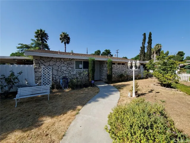 15520 Donmetz Street, Mission Hills (san Fernando), California 91345