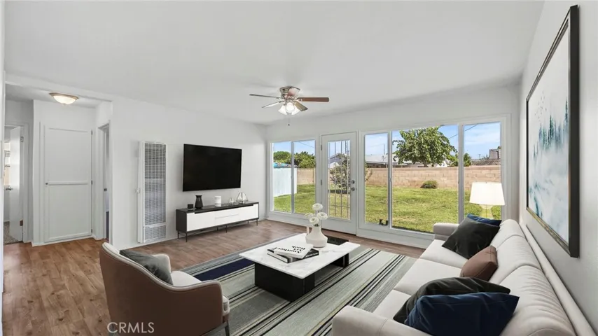 Living - Virtually Staged
