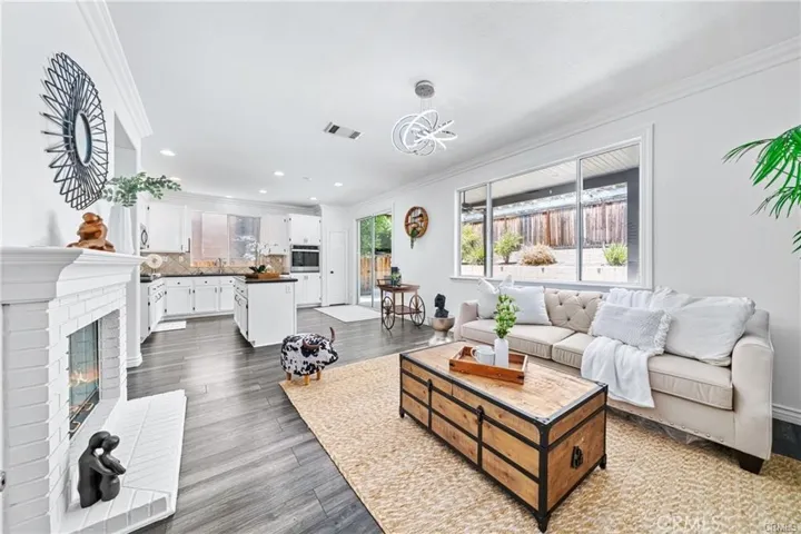 11698 Declaration Drive, Rancho Cucamonga, California 91730