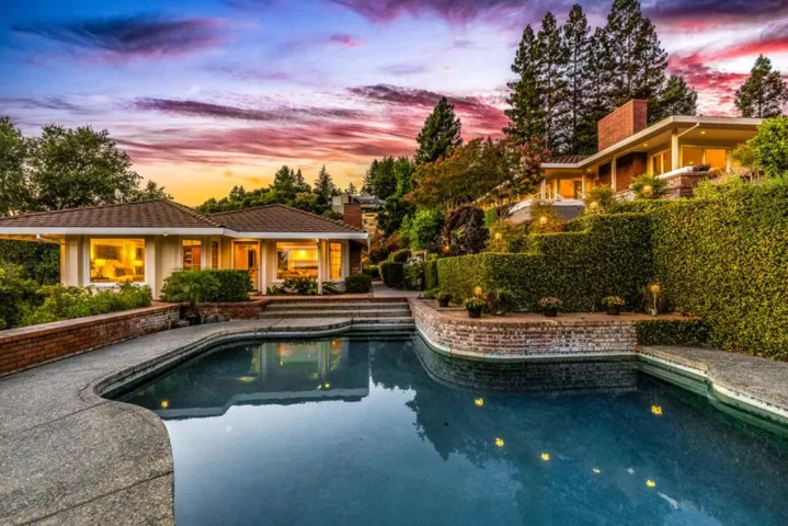 17092 Lon Road, Los Gatos, California 95033
