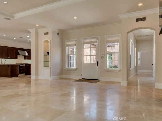 9 Anondale, Newport Beach, California 92660