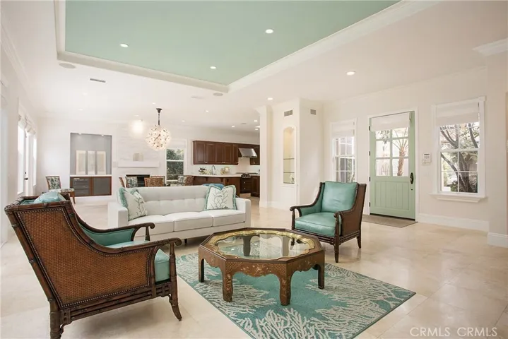 9 Anondale, Newport Beach, California 92660