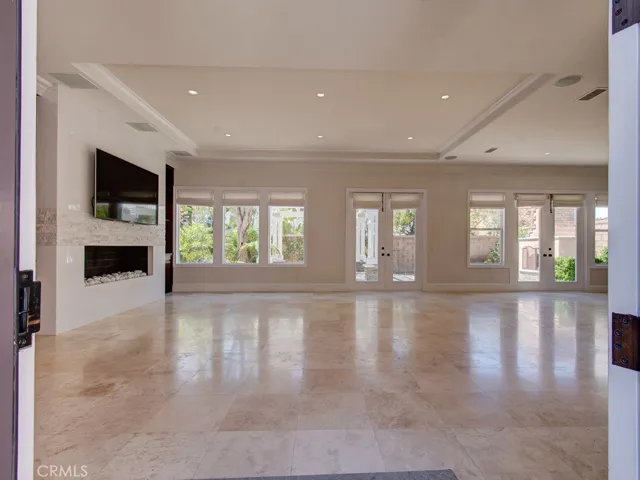 9 Anondale, Newport Beach, California 92660