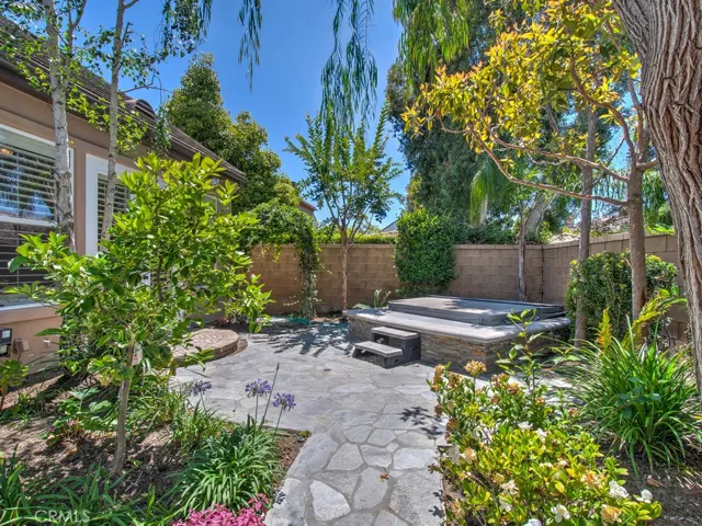 9 Anondale, Newport Beach, California 92660