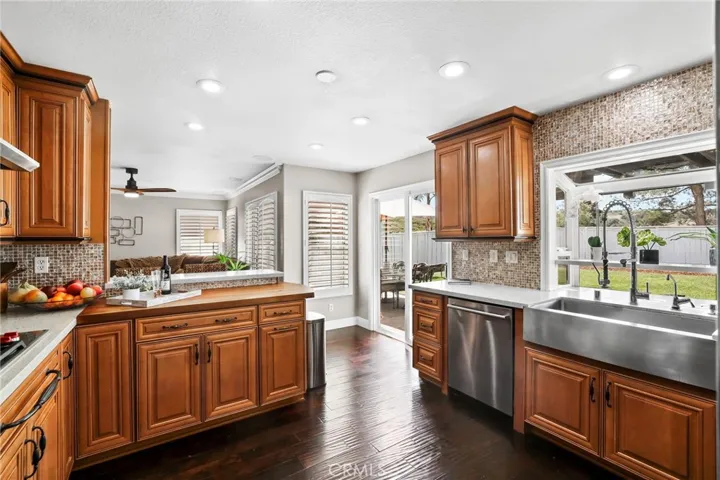 30 Riverview, Trabuco Canyon, California 92679