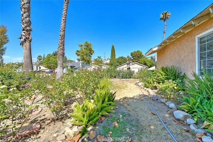 6111 Stonehurst, Yorba Linda, California 92886