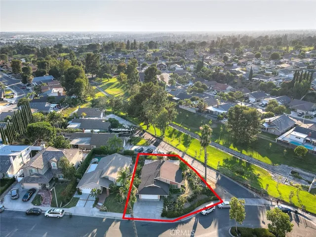 6111 Stonehurst, Yorba Linda, California 92886