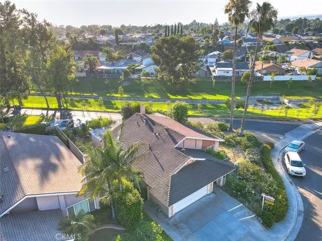 6111 Stonehurst, Yorba Linda, California 92886