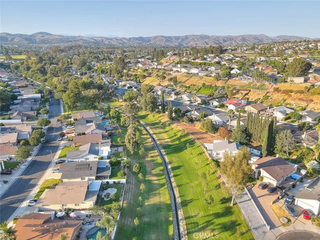 6111 Stonehurst, Yorba Linda, California 92886