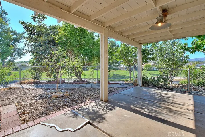 6111 Stonehurst, Yorba Linda, California 92886