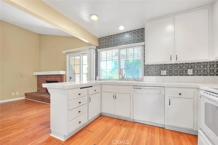 6111 Stonehurst, Yorba Linda, California 92886