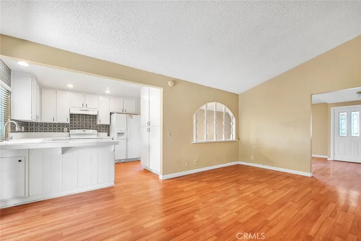 6111 Stonehurst, Yorba Linda, California 92886