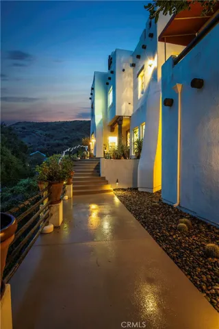 224 Bell Canyon Road, Bell Canyon, California 91307