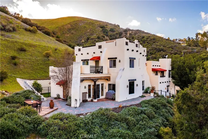 224 Bell Canyon Road, Bell Canyon, California 91307