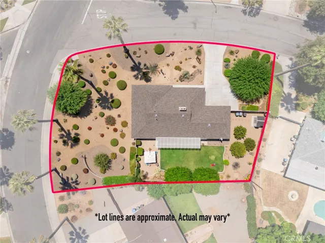 Huge Corner Lot!