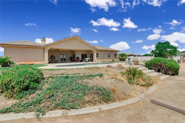7061 Opal Avenue, Oak Hills, California 92344