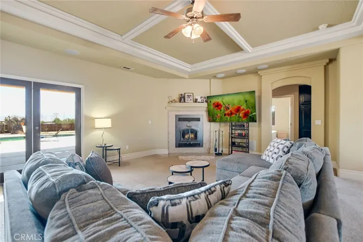 7061 Opal Avenue, Oak Hills, California 92344