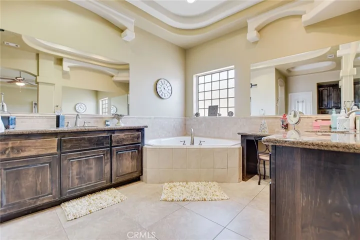 7061 Opal Avenue, Oak Hills, California 92344