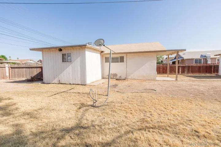 582 Fern Ave, Holtville, California 92250