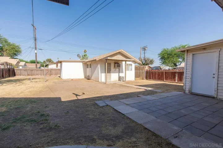 582 Fern Ave, Holtville, California 92250