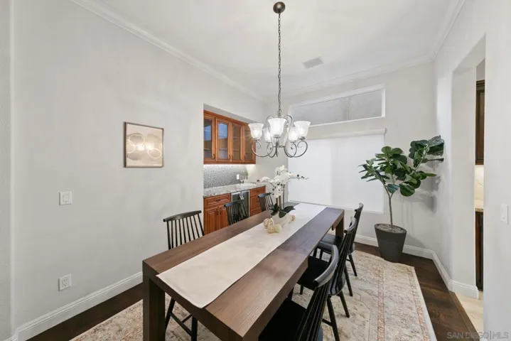 12219 Oakview Way, San Diego, California 92128
