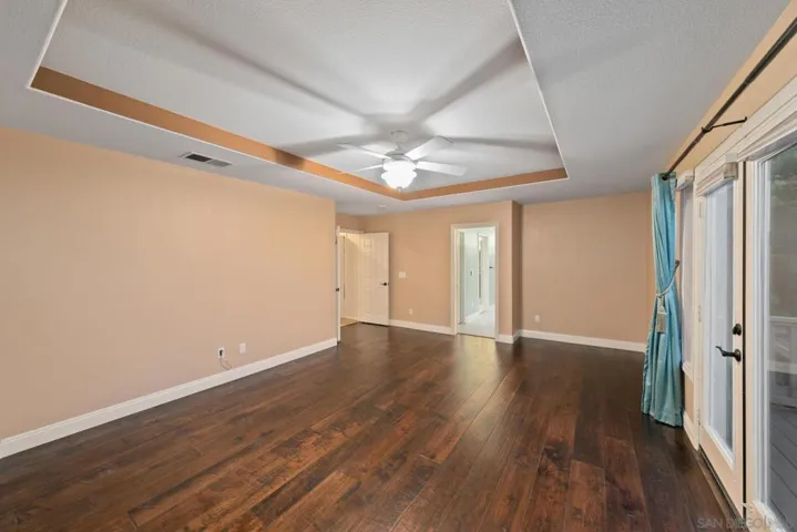 12219 Oakview Way, San Diego, California 92128