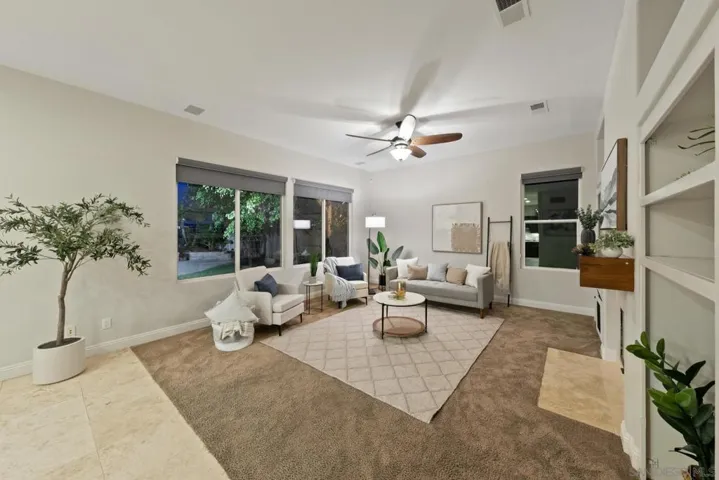 12219 Oakview Way, San Diego, California 92128