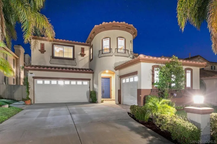 12219 Oakview Way, San Diego, California 92128