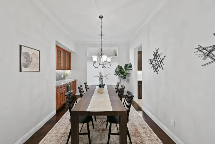 12219 Oakview Way, San Diego, California 92128