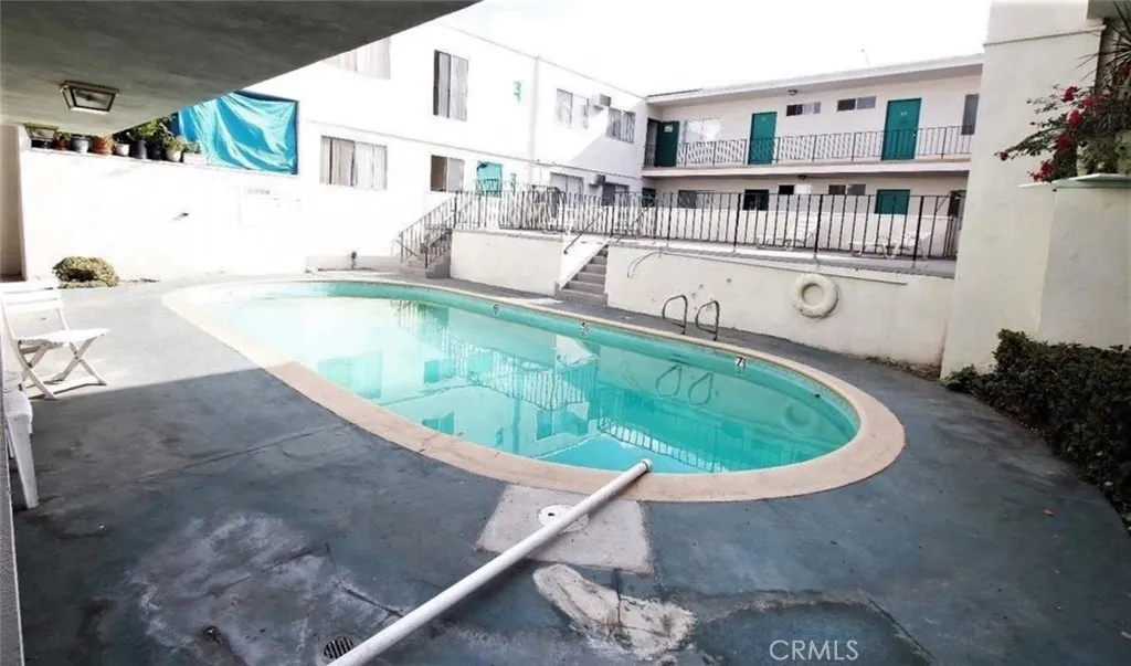 10749 New Haven Street 22, Sun Valley, California 91352 home-pic-3