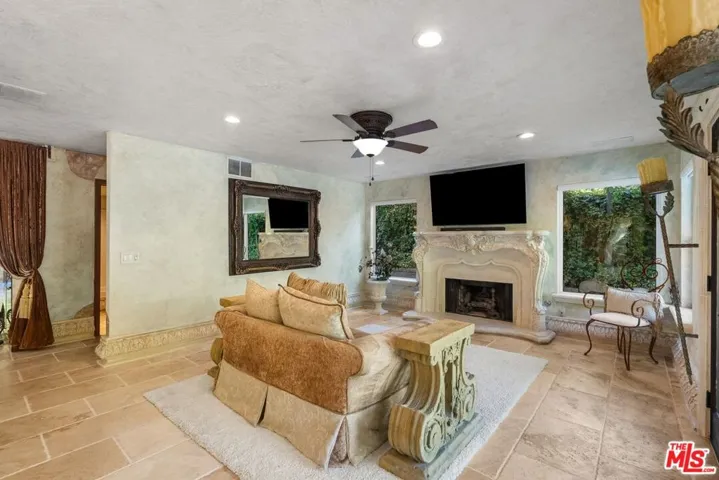 28766 Kathleen Avenue, Santa Clarita, California 91390