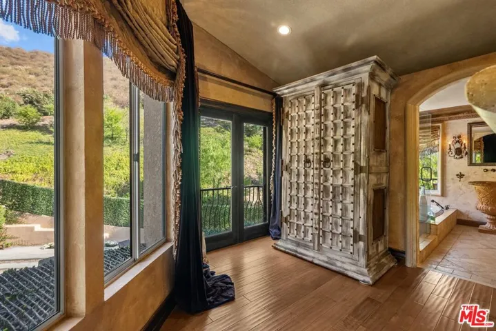 28766 Kathleen Avenue, Santa Clarita, California 91390