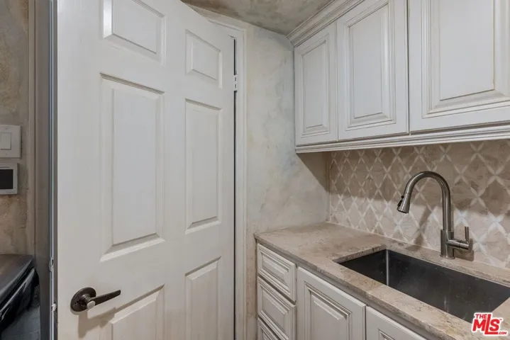 28766 Kathleen Avenue, Santa Clarita, California 91390