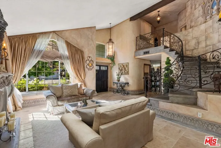 28766 Kathleen Avenue, Santa Clarita, California 91390