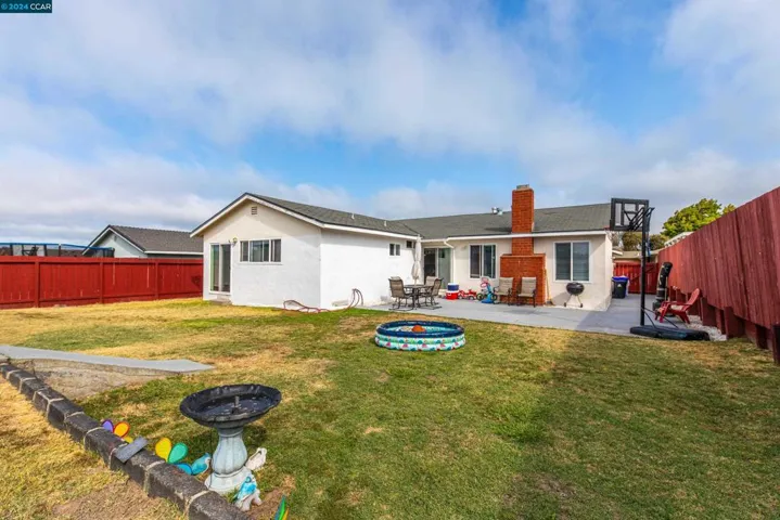70 Blackwood Ct, San Pablo, California 94806