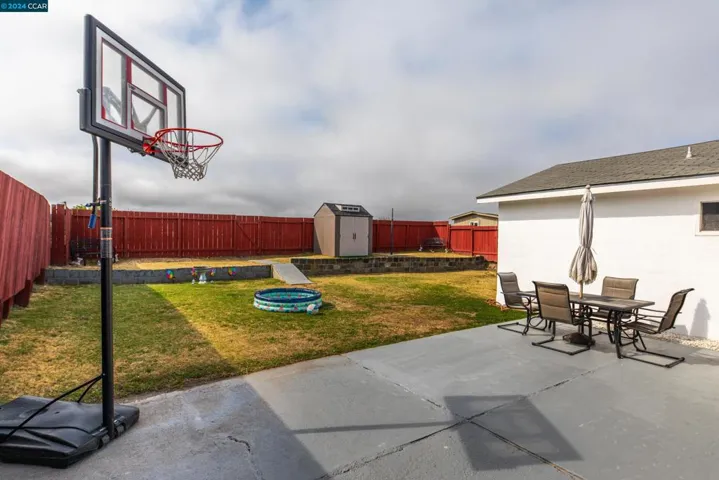 70 Blackwood Ct, San Pablo, California 94806