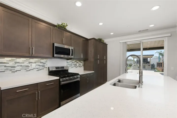 1332 Laurlhurst Hts., San Jacinto, California 92582