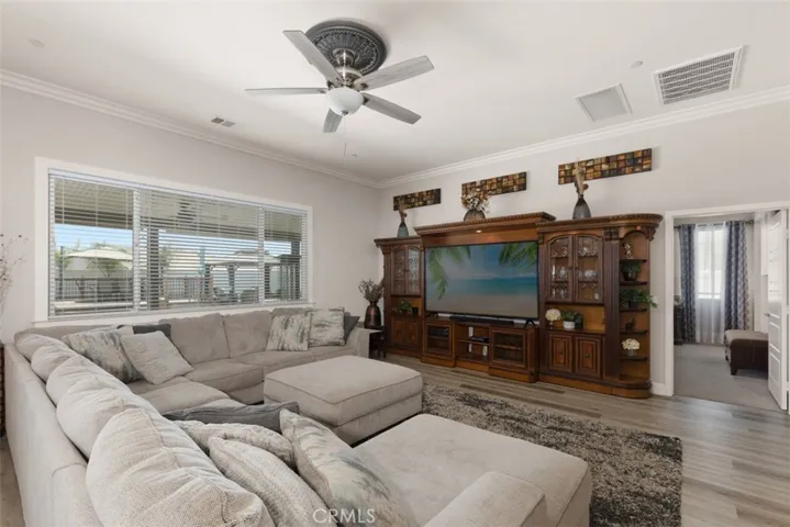 1332 Laurlhurst Hts., San Jacinto, California 92582
