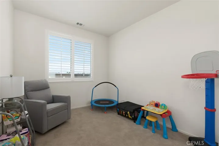 1332 Laurlhurst Hts., San Jacinto, California 92582