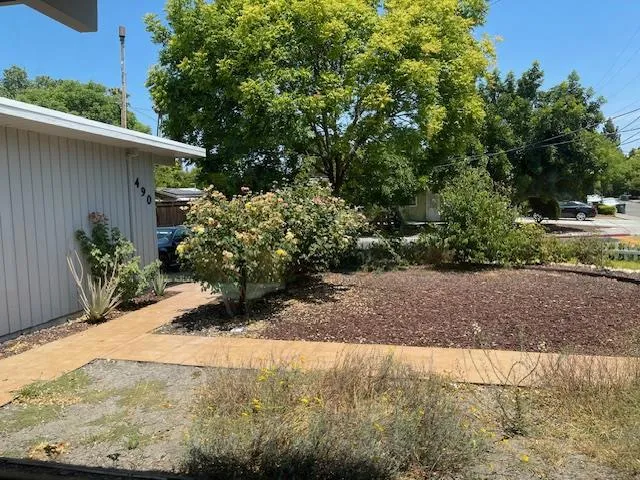 490 Thompson Avenue, Mountain View, California 94043